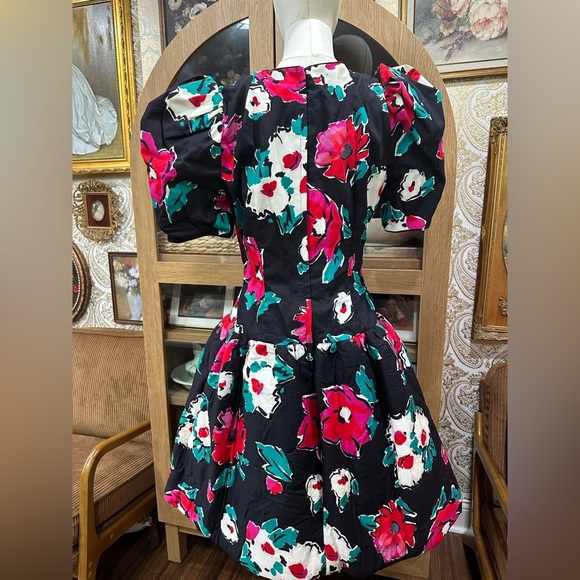 80's Victor Costa Vintage Saks Fifth Ave Quilted Puff Floral Print Dress - Picture 9 of 10